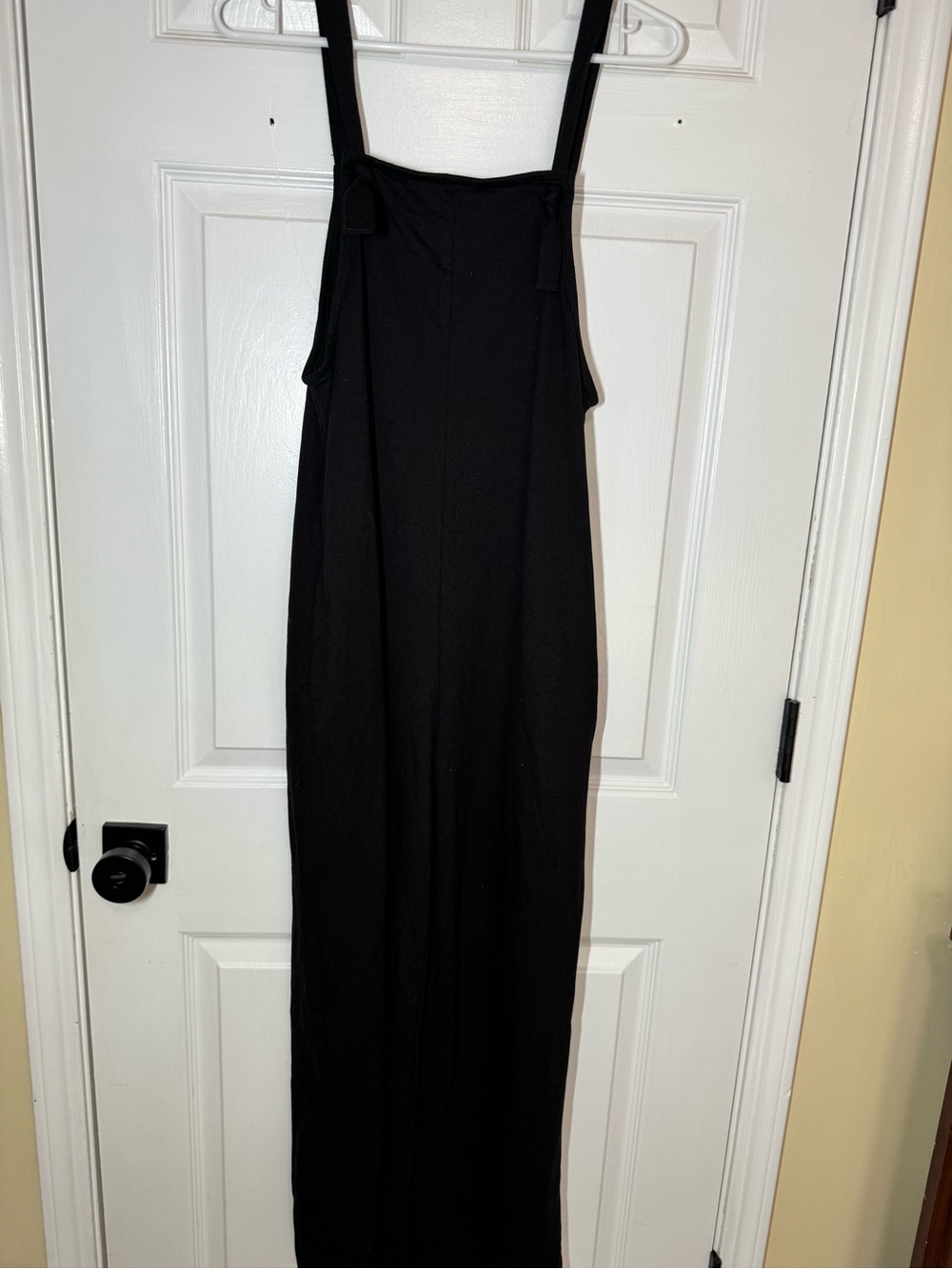 Women’s Black Sleeveless Jumpsuit with Straight Leg